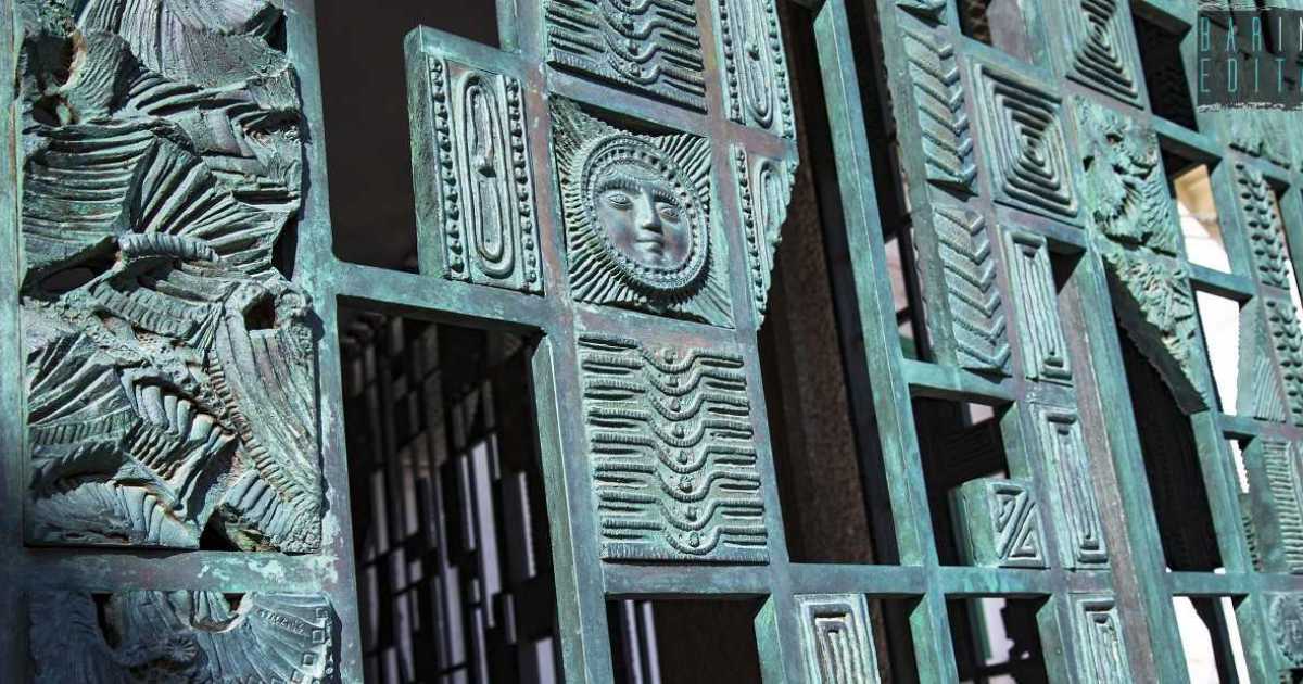 Crocifissi, cancellate e fontane: tra le strade di Bari si nasconde l'arte dei fratelli Spizzico